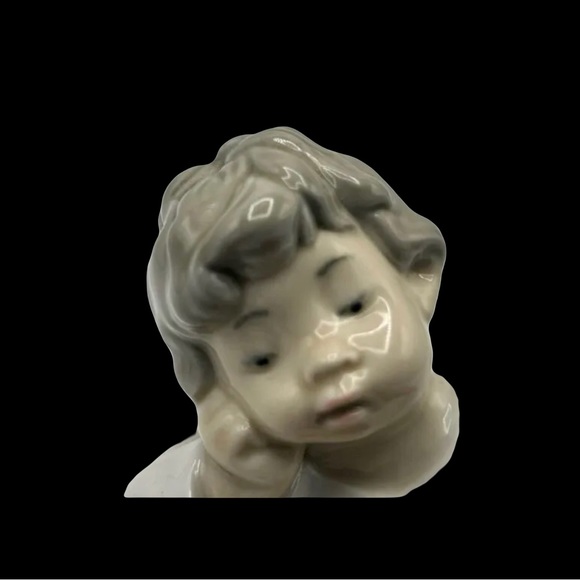 Lladro # 4539 Small Setting Angle Thinking - Picture 5 of 5